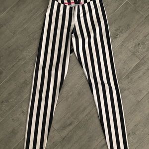 BlackMilk black and white striped leggings